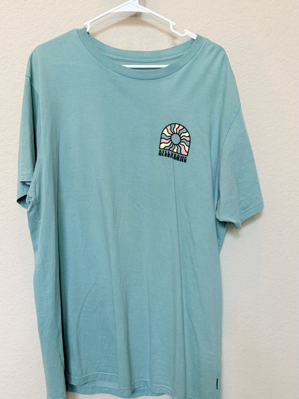 Billabong Mint Green Short Sleeve Tee with Pastel Sun Graphic